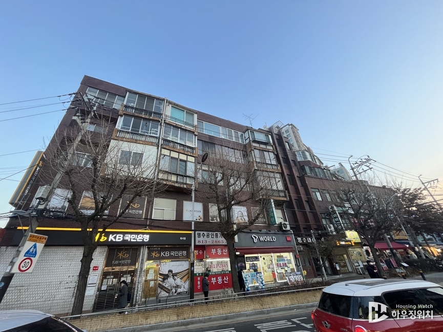 흑석2구역 내 명수대상가 모습